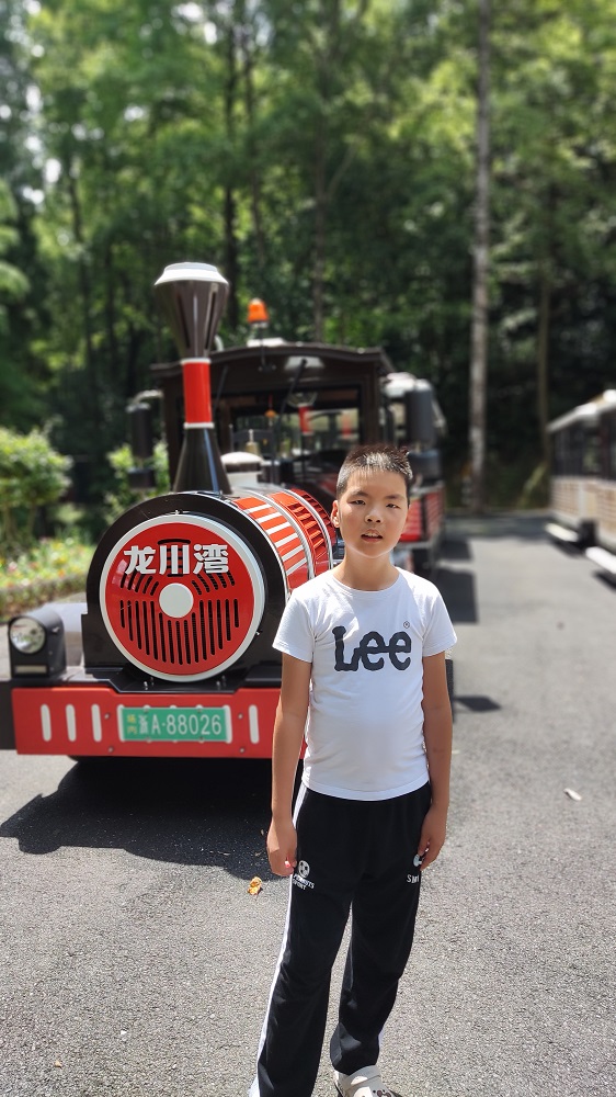 龙川湾